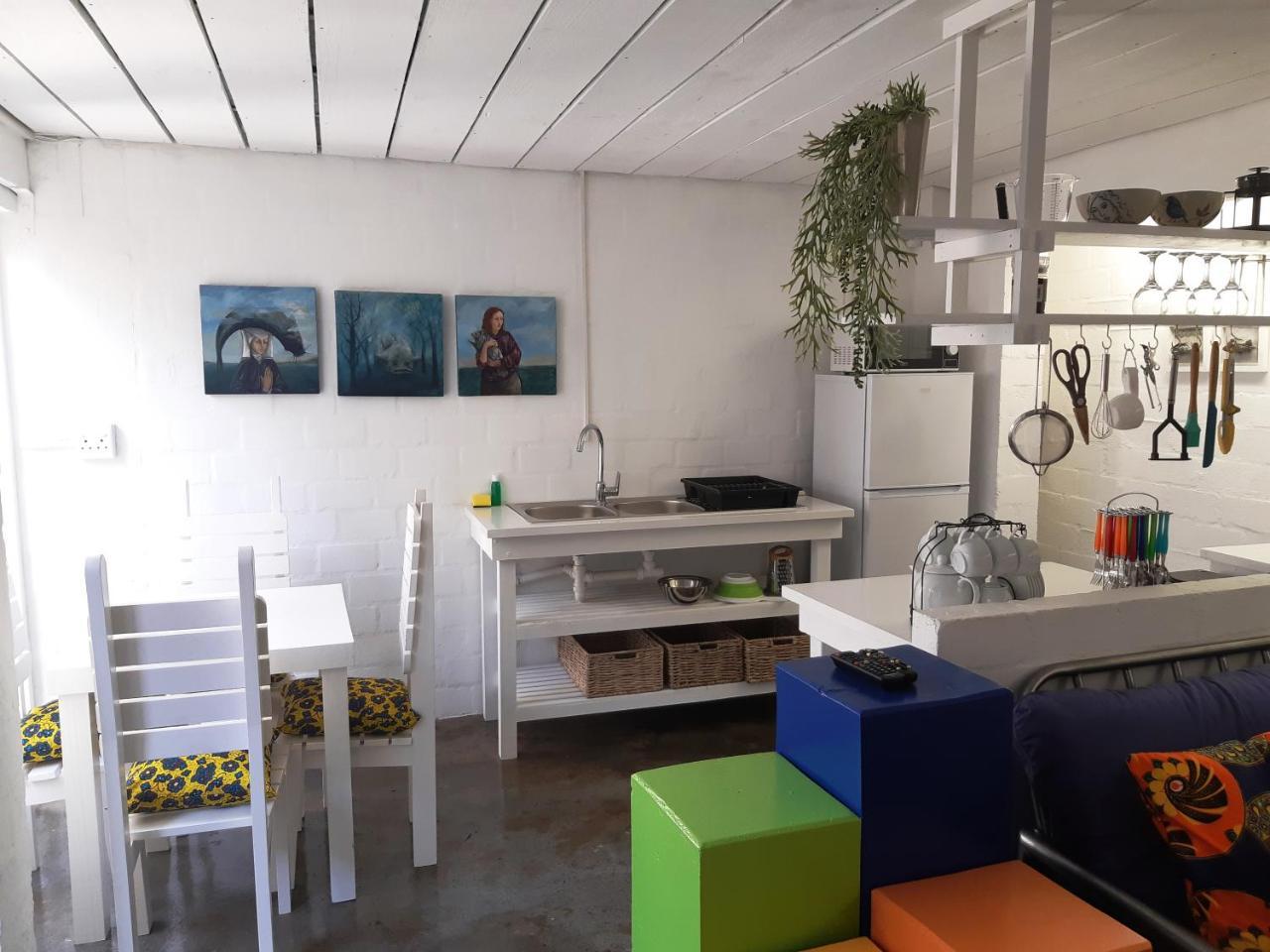 Hornbill House Self Catering Accommodation Hermanus Eksteriør bilde