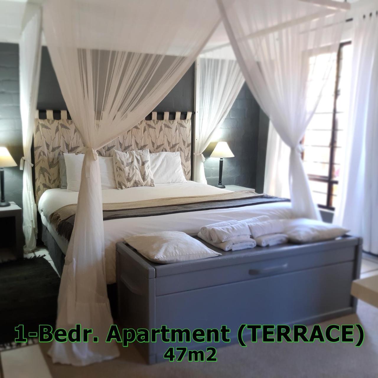 Hornbill House Self Catering Accommodation Hermanus Eksteriør bilde