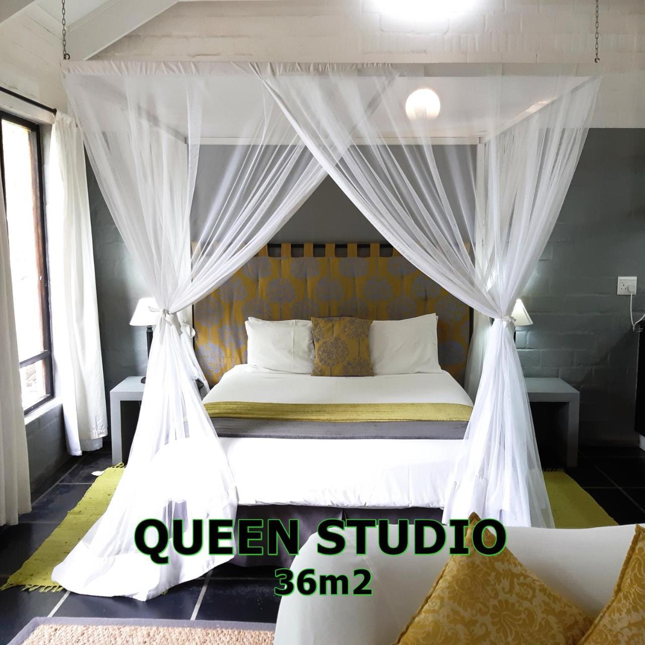Hornbill House Self Catering Accommodation Hermanus Eksteriør bilde