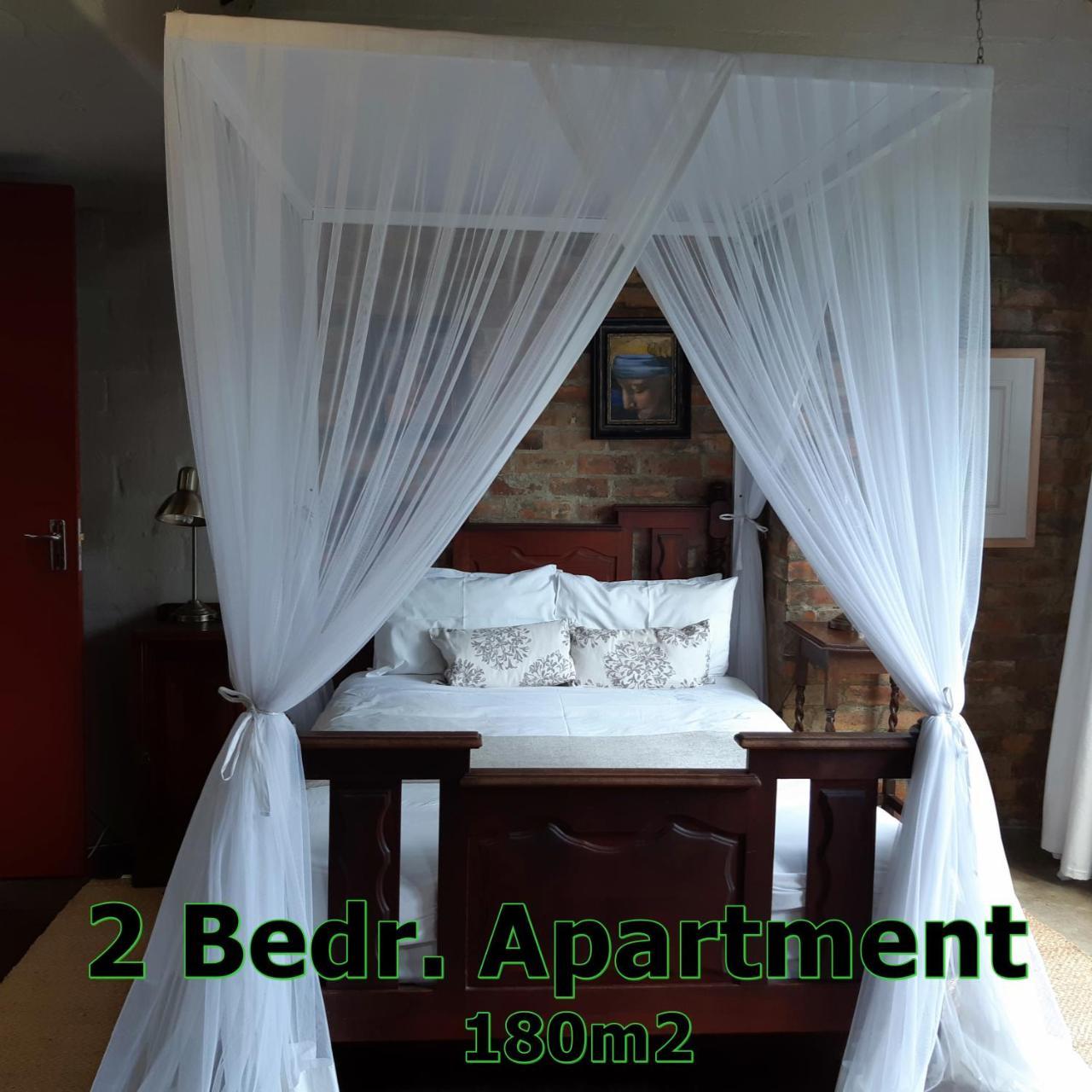 Hornbill House Self Catering Accommodation Hermanus Eksteriør bilde
