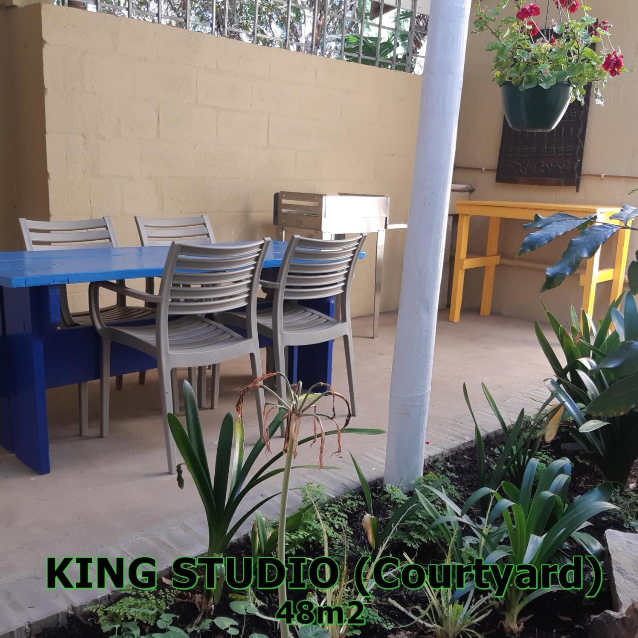 Hornbill House Self Catering Accommodation Hermanus Eksteriør bilde